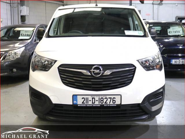 Image for 2021 Opel Combo 1.5 Turbo D Energy 3 Seater // NEW DOE //