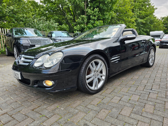 Image for 2007 Mercedes-Benz SL 350 SL 350 CABRIOLET AUTO 272 BHP. BEST COLOUR COMBO. FSH. SIMI DEALER.