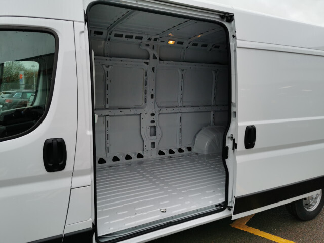 Image for 2023 Citroen Relay 140 BHP