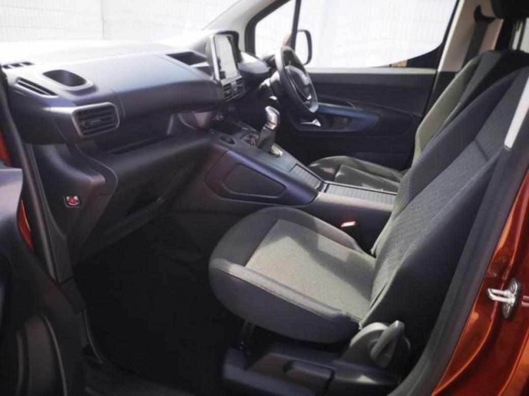 2023 Peugeot Rifter