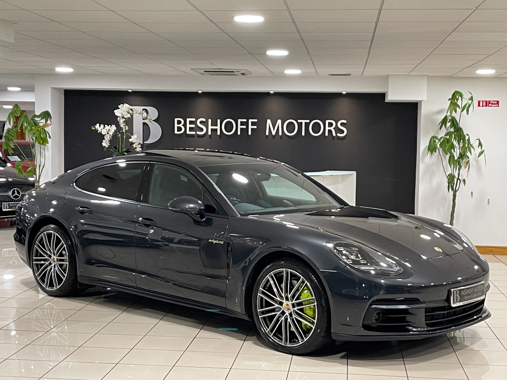 Image for 2017 Porsche Panamera 2.9 E-HYBRID. HUGE SPEC//LOW MILEAGE. PAN ROOF//FULL PORSCHE SERVICE HISTORY.€170 ANNUAL ROAD TAX. TAILORED FINANCE PACKAGES AVAILABLE. TRADE IN'S WELCOME.