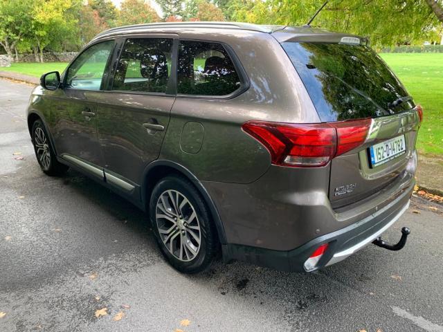 Image for 2015 Mitsubishi Outlander 4WD 6MT 7S 4DR Air Conditioning, Bluetooth, Reversing Camera, Parking Sensors, Cruise Control, Selectable Drive Mode
