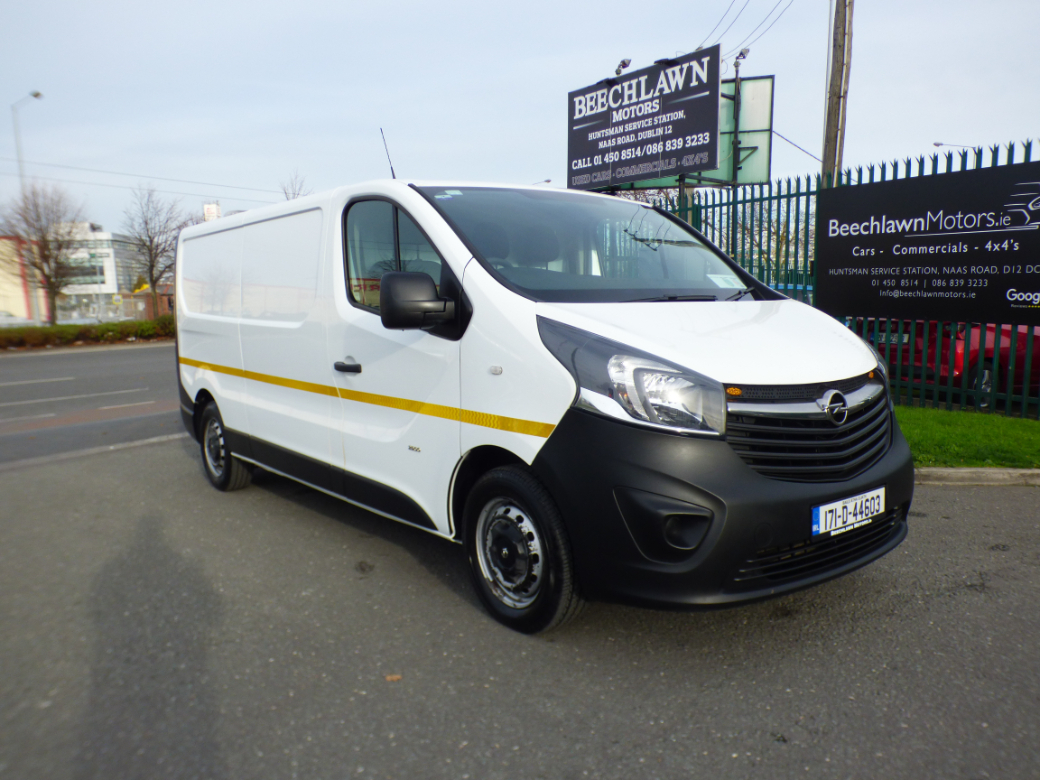 Image for 2017 Opel Vivaro 1.6 CDTI 120 PS 2900 LWB // GREAT CONDITION // FULL SERVICE HISTORY // PRICE EXCL. VAT // 08/23 CVRT // CRUISE CONTROL, ELECTRIC WINDOWS AND BLUETOOTH // 
