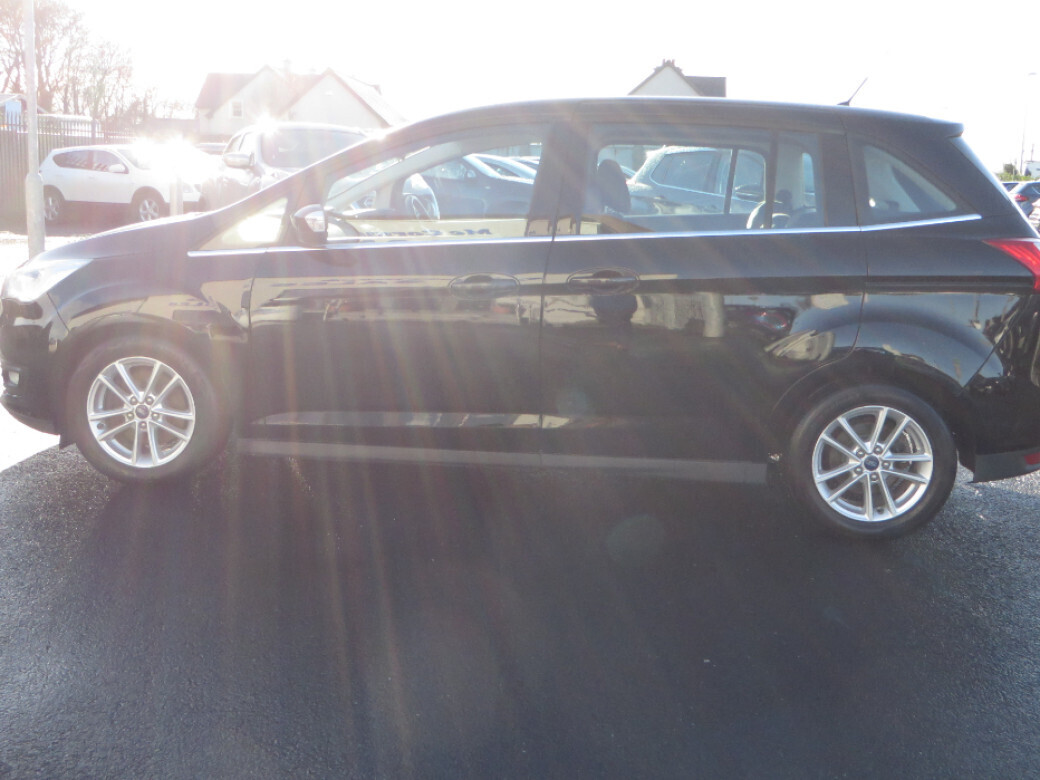 2016 Ford Grand C-Max