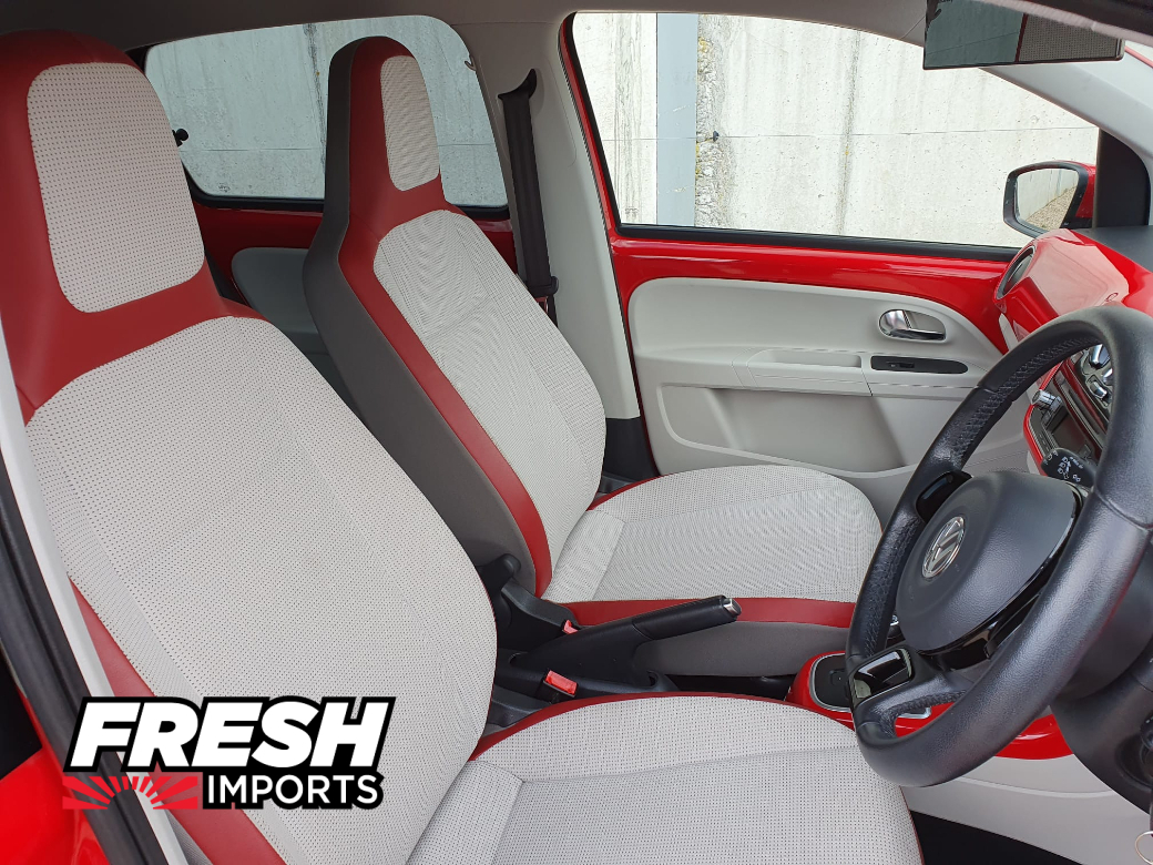 2013 Volkswagen up!