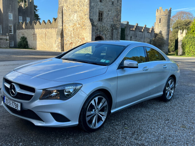 Image for 2015 Mercedes-Benz CLA Class 180 Urban A/T 4DR Auto ONLY 43000 KMS