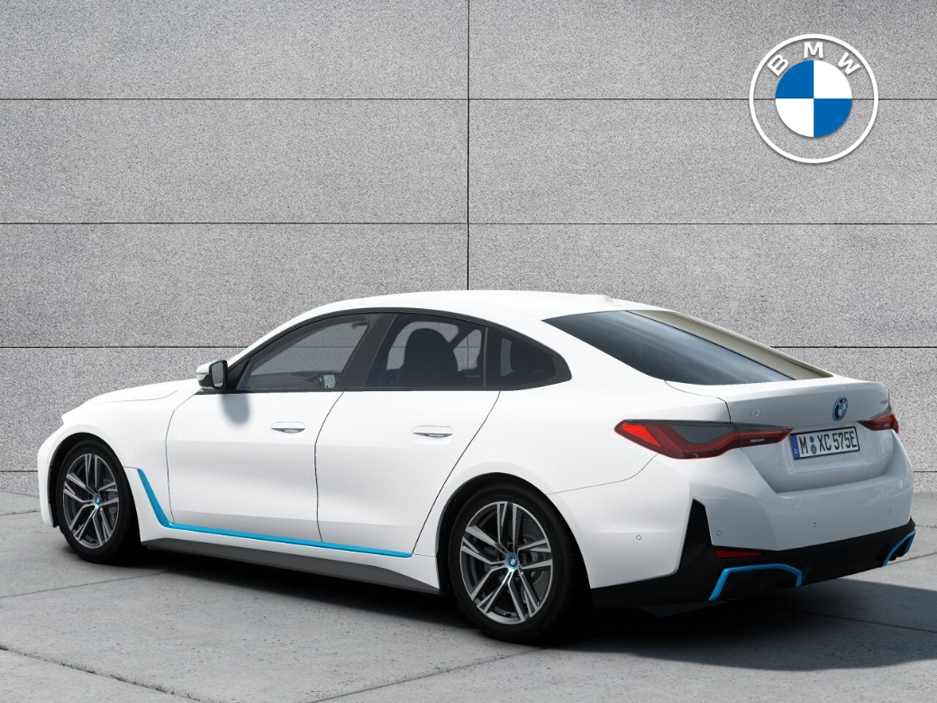 2023 BMW i4