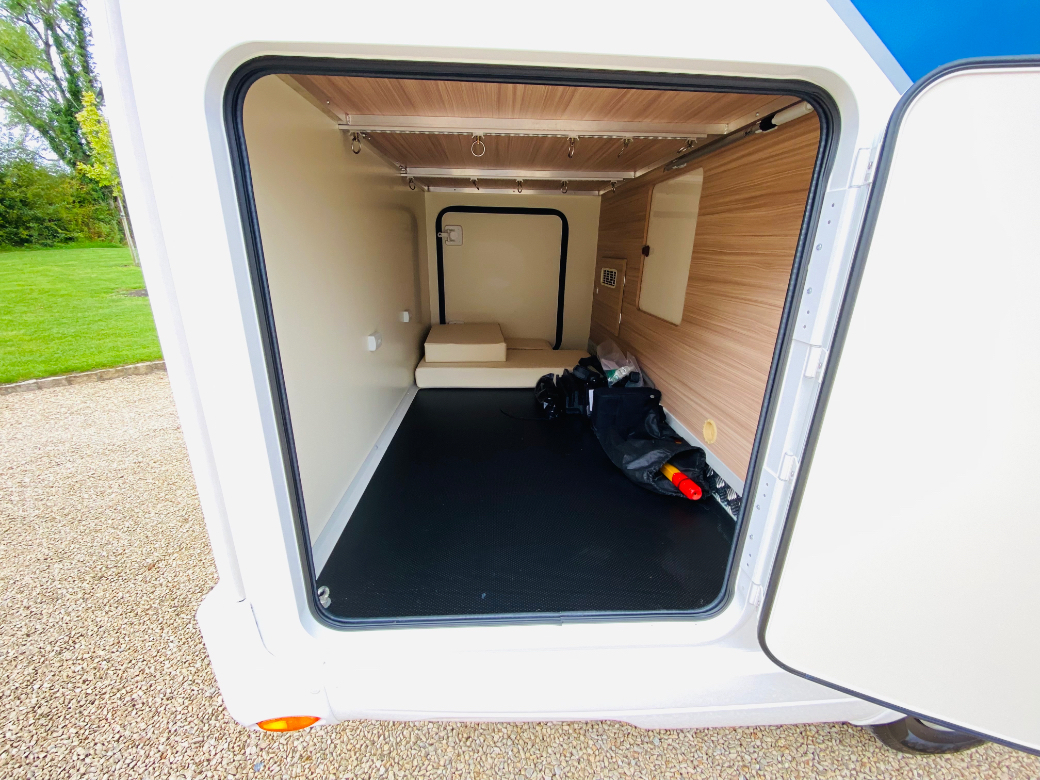 2020  AHORN MAPLE CAMP  690 PLUS L.H.D ( 202 REG ) 