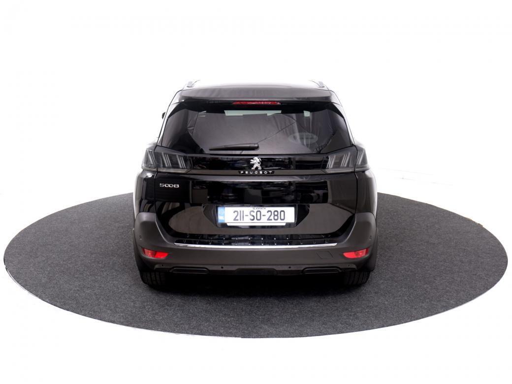 2021 Peugeot 5008