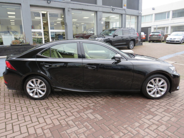 Image for 2015 Lexus IS 300 H EXECUTIVE EDITION E-C E-CVT 4DR 2.5 AUTOMATIC // IMMACULATE CONDITION INSIDE AND OUT // ALLOYS // AIR-CON // FULL LEATHER // BLUETOOTH // CRUISE CONTROL // MFSW // NAAS ROAD AUTOS EST 1991