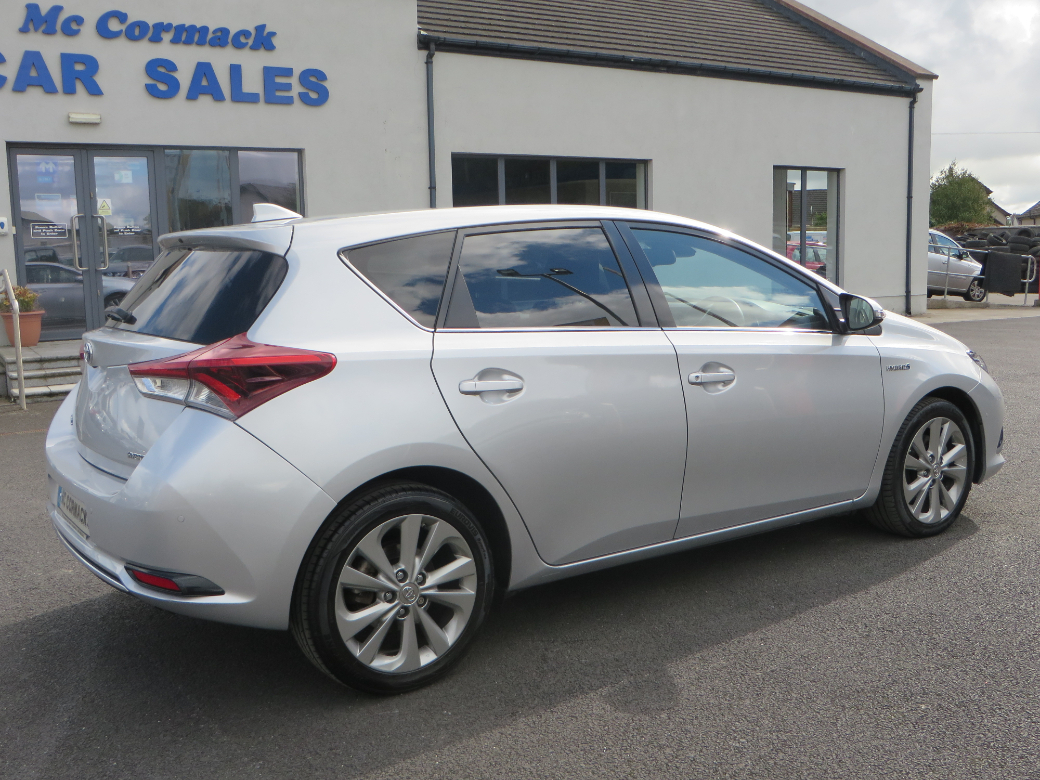 2017 Toyota Auris