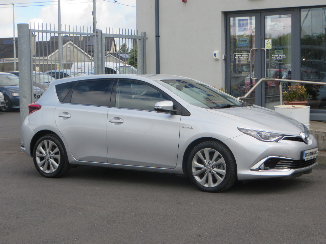 2017 Toyota Auris