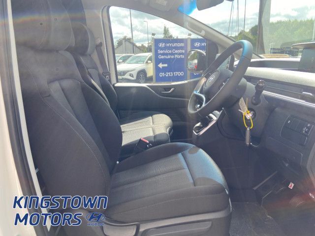Image for 2023 Hyundai Staria 