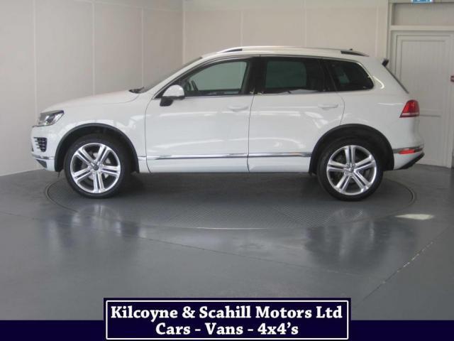 Image for 2015 Volkswagen Touareg 3.0 TDI 262BHP V6 Auto 5 Seater Commercial *Plus VAT + Finance Available + Leather Interior + Parking Sensors*