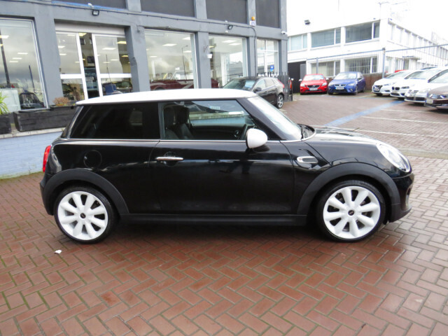 Image for 2016 Mini One 1.2 PETROL AUTOMATIC // IMMACULATE CONDITION INSIDE AND OUT // ALLOYS // AIR-CON // BLUETOOTH WITH MEDIA PLAYER // NAAS ROAD AUTOS EST 1991 // CALL 01 4564074 // SIMI DEALER 2023 