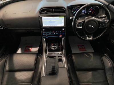 2019 Jaguar XE