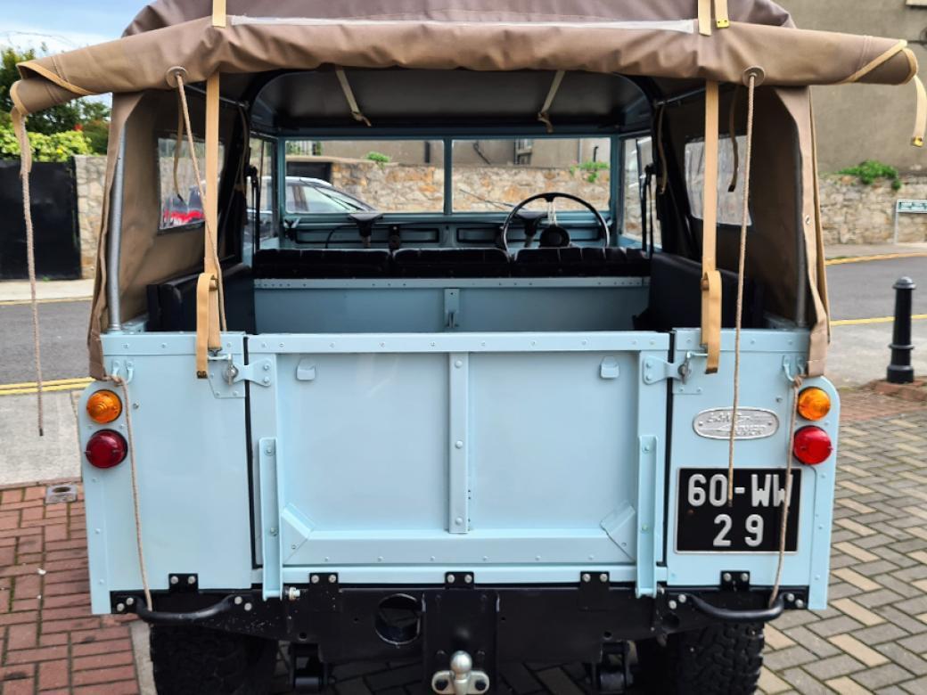 1960 Land Rover Defender