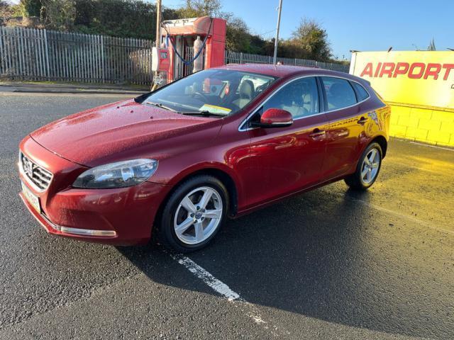 Image for 2015 Volvo V40 40 SERIES 1.6 D2 SE S/S 115BHP 5DR Finance Available own this car from €49 per week