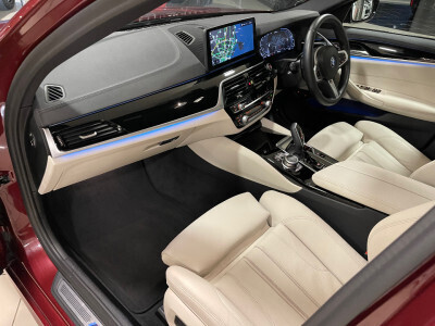 2022 BMW 5 Series