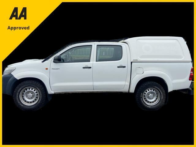 Image for 2015 Toyota Hilux 2.4 CREW CAB INC. VAT FREE DELIVERY 