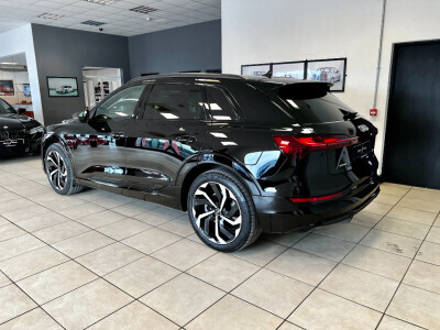 2022 Audi e-tron
