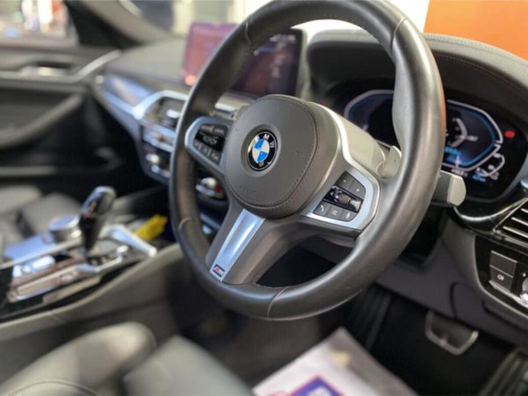 2021 BMW 5 Series