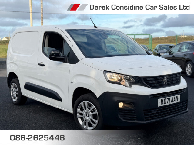vehicle for sale from Derek Considine Car Sales Ltd