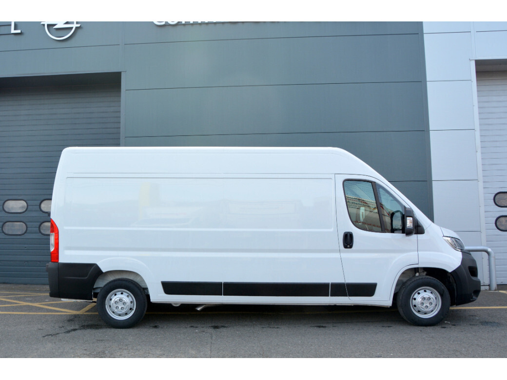 2023 Opel Movano