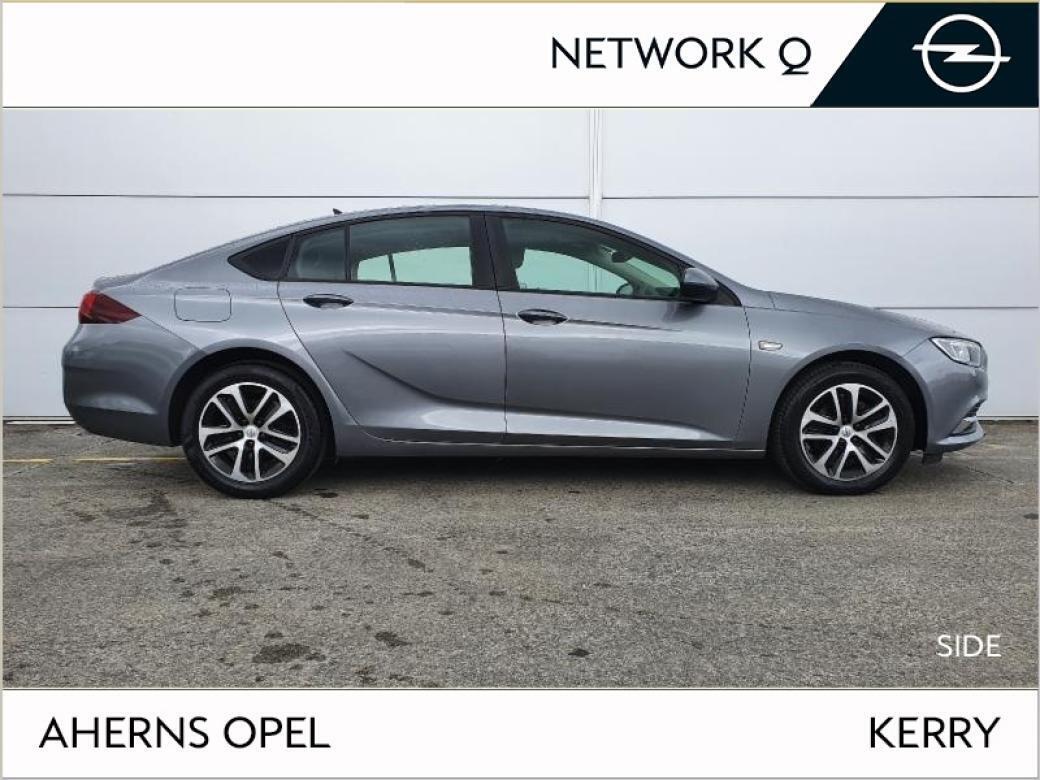 2019 Opel Insignia