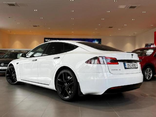 Image for 2017 Tesla Model S E75D 5DR AUTO WITH BLACK PACK & UPGRADED ALLOYS**LARGE SCREEN DISPLAY**HD REAR CAMERA**FRONT/REAR PARKING SENSORS**SAT NAV**AUTOPILOT**DUAL CLIMATE**HEATED SEATS**LEATHER INT**FINANCE AVAILABLE